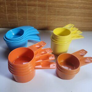 Tupperware Assorted Measuring Cups Lot of 15